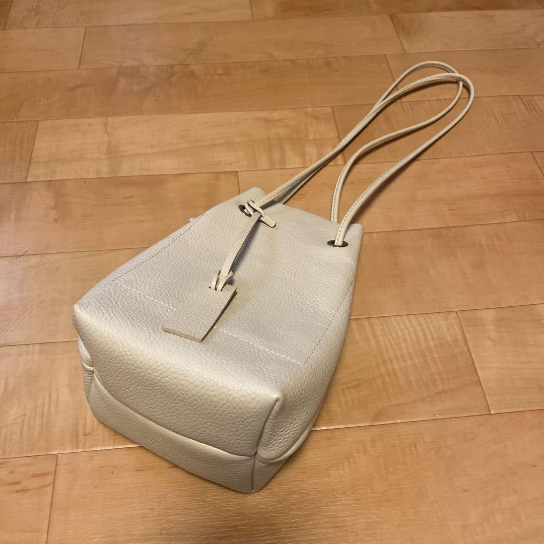 【美品】MARCO MASI マルコマージ　巾着ショルダーバッグ　本革アイボリー