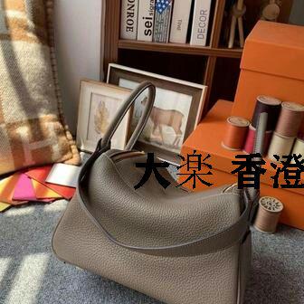 超人気!トートバッグ 本革 レディース 大容量4