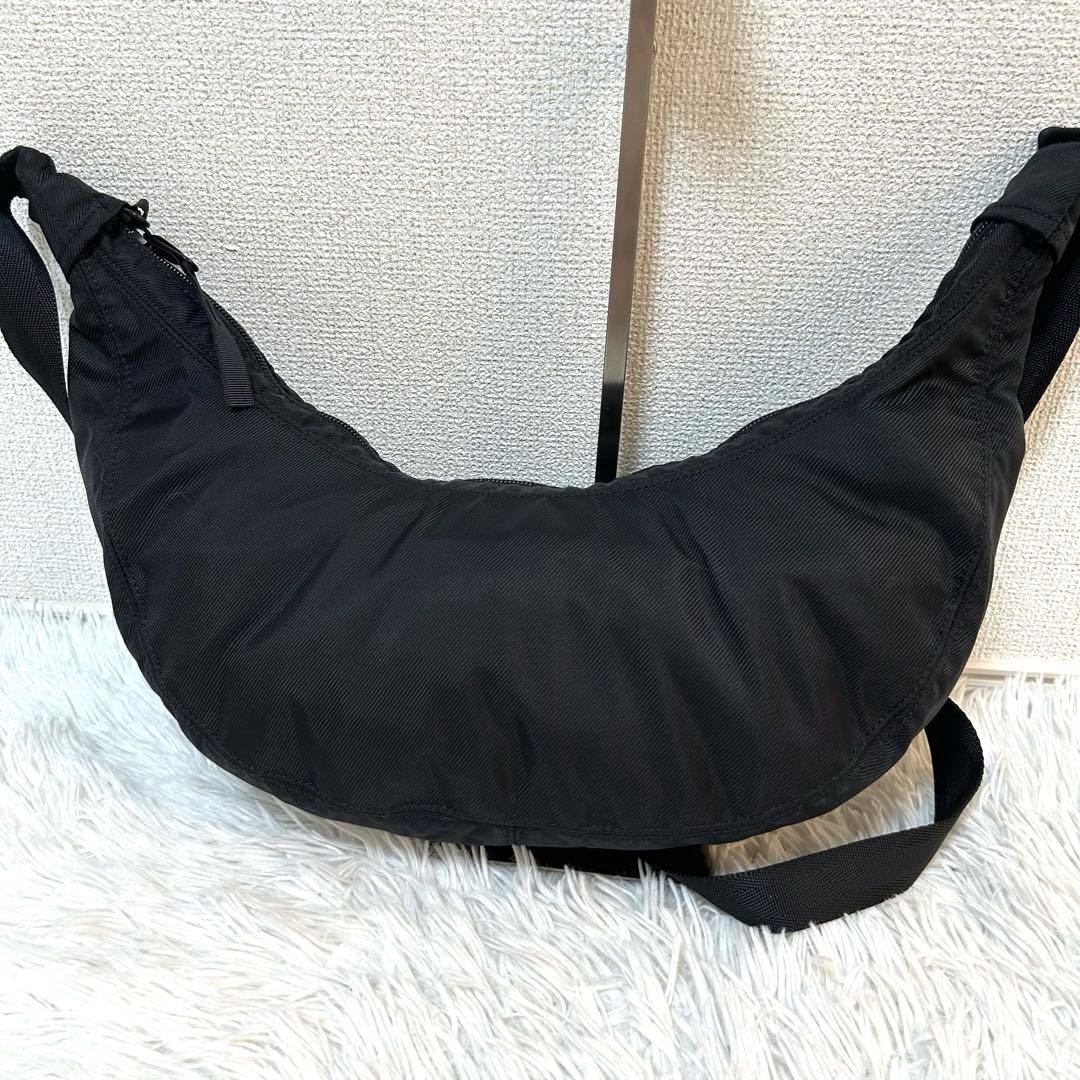 希少★【PORTER ポーター】ハーフムーン 半月型 ショルダーバッグ ナイロン 希少☆【PORTER ポーター】ハーフムーン 半月型 ショルダー