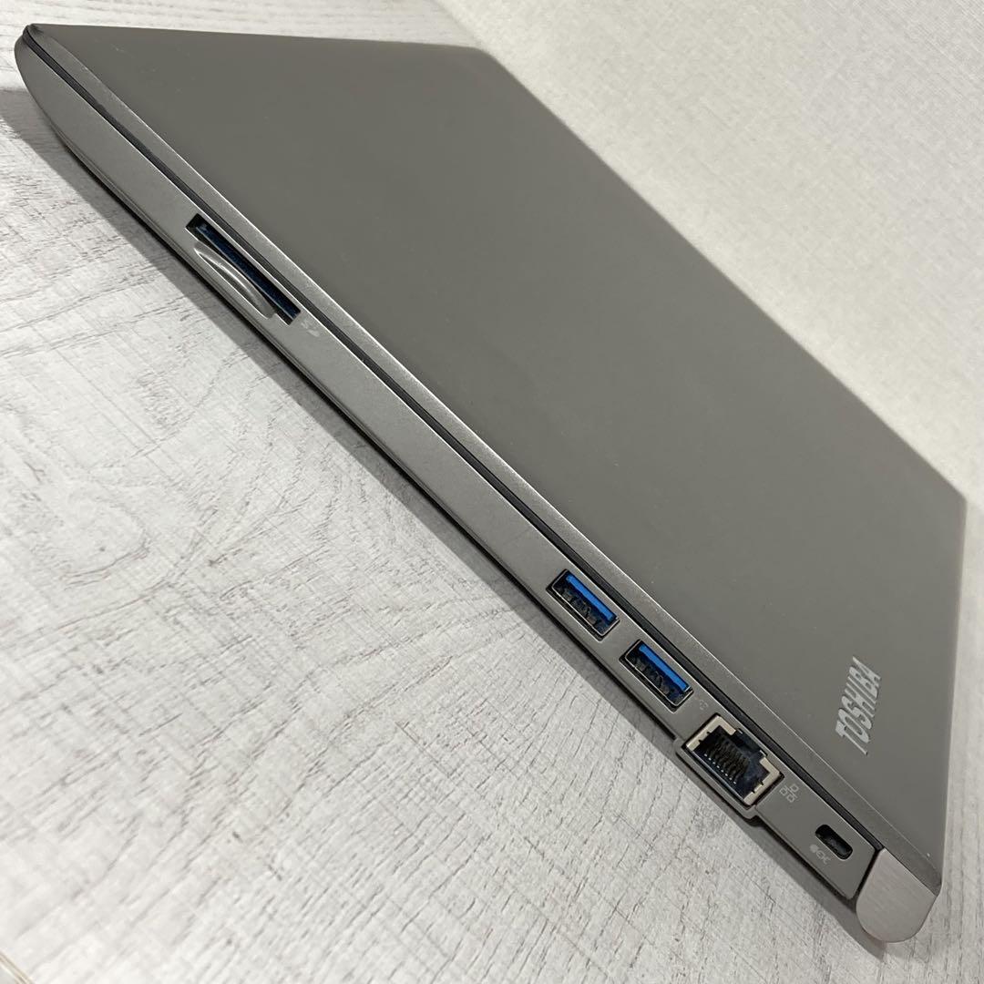 すぐ使える dynabook R63 第8世代 SSD 512 16 win11Ω