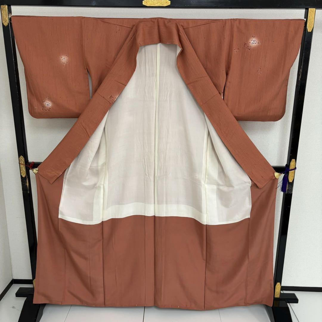 飛び柄 縦節 織に染め 裄67 落ち着いた色味 紬 正絹 T-