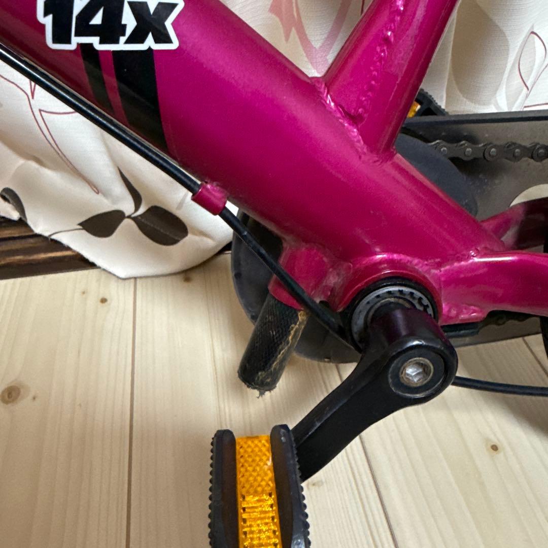 ストライダー 14x STRIDER 14インチ フューシャピンク キッズバイク ストライダー 14x STRIDER 14インチ フューシャピンク キッズバイク