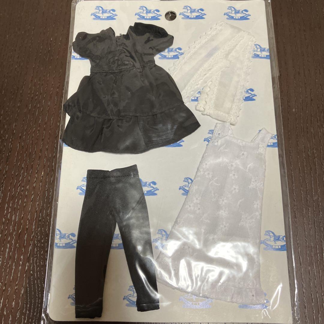 【新品未開封】博品館オリジナル　リカちゃん　レイアードワンピースセット22センチ