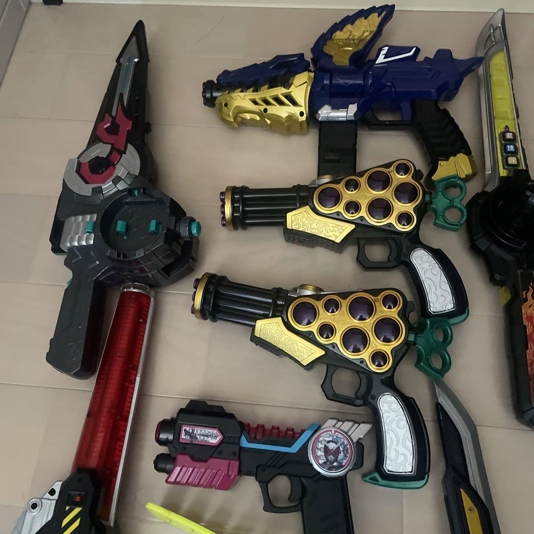 おもちゃの武器セット 多色 ベルト付き 仮面ライダー