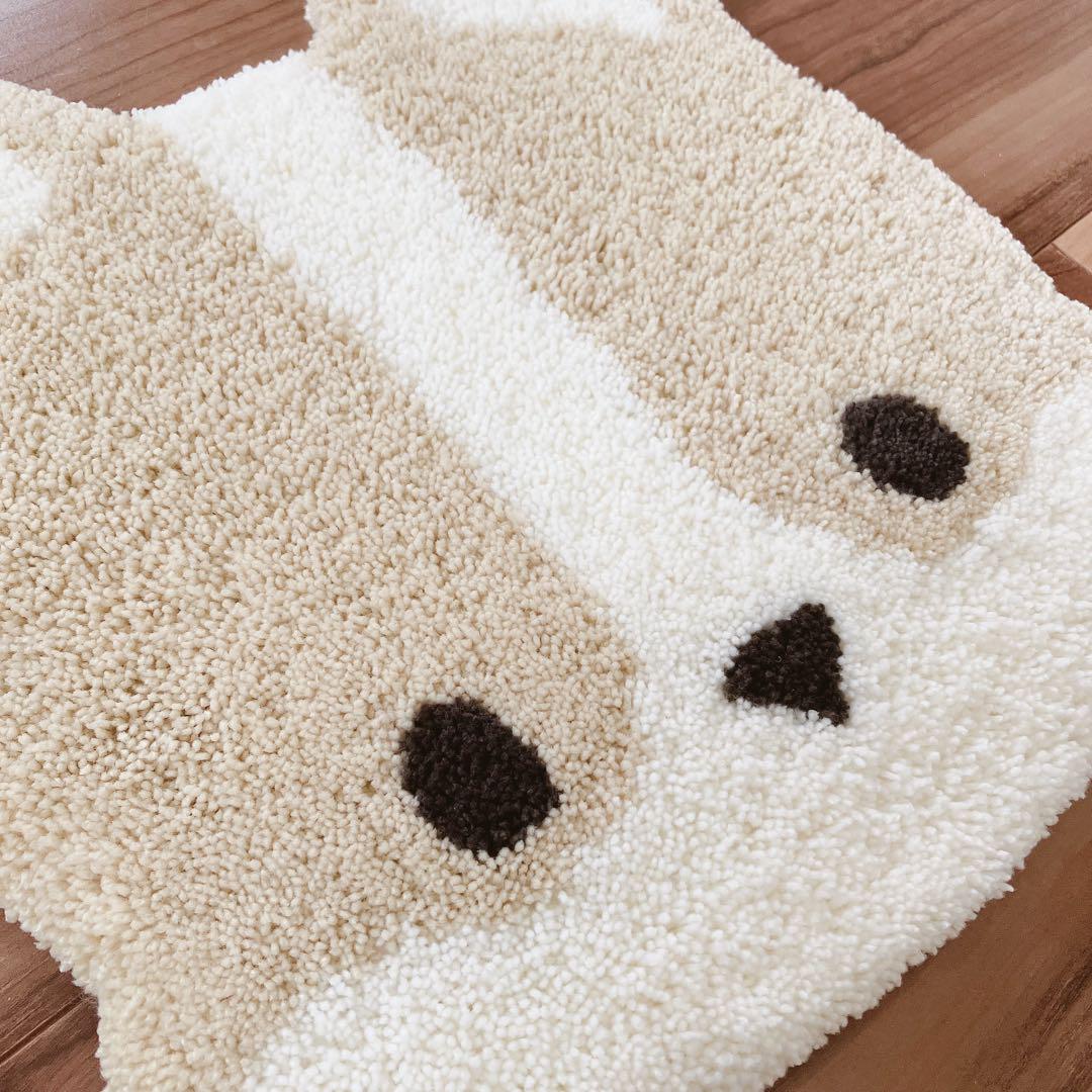 ハンドメイド タフティングラグ（コーギー・薄茶）