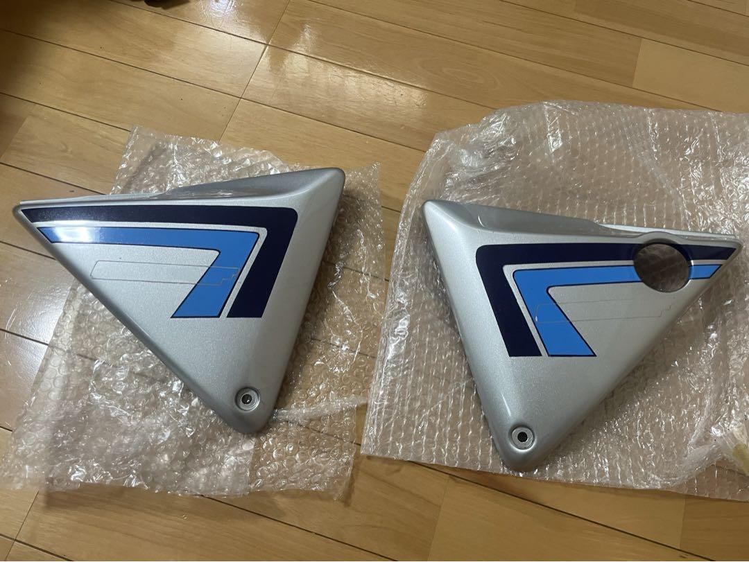 SC30 CB1000SF BIG-1 サイドカバー スペンサーカラー割れ無し