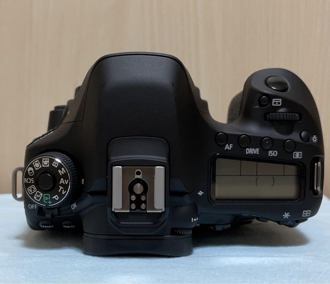 Canon EOS 80D(W) ボディ