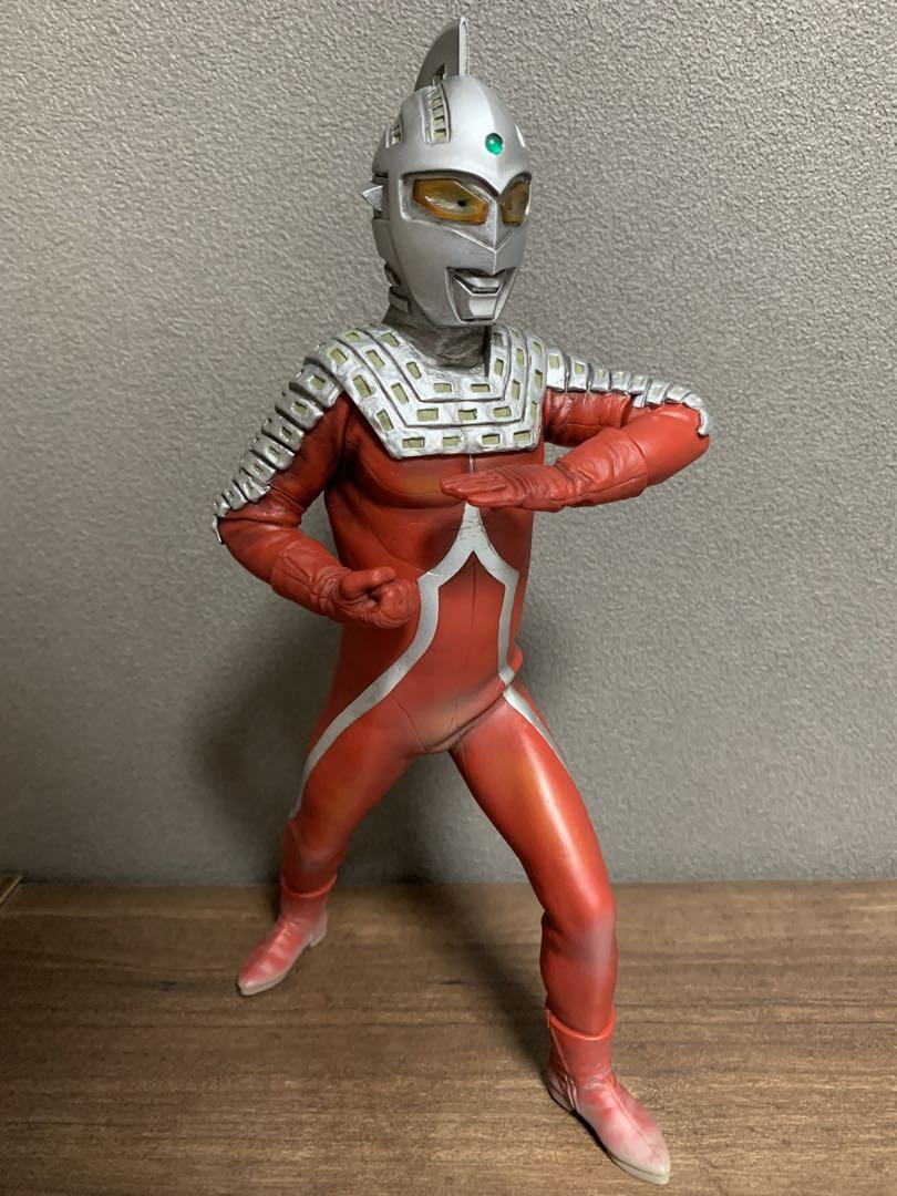 は自分にプチご褒美を CCP ウルトラセブン エメリウム光線 ハイ ...