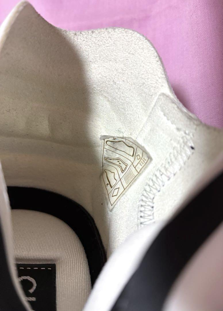 CHANEL シャネル　スニーカー　35 白　黒　軽量　紐付き　春夏　ココマーク
