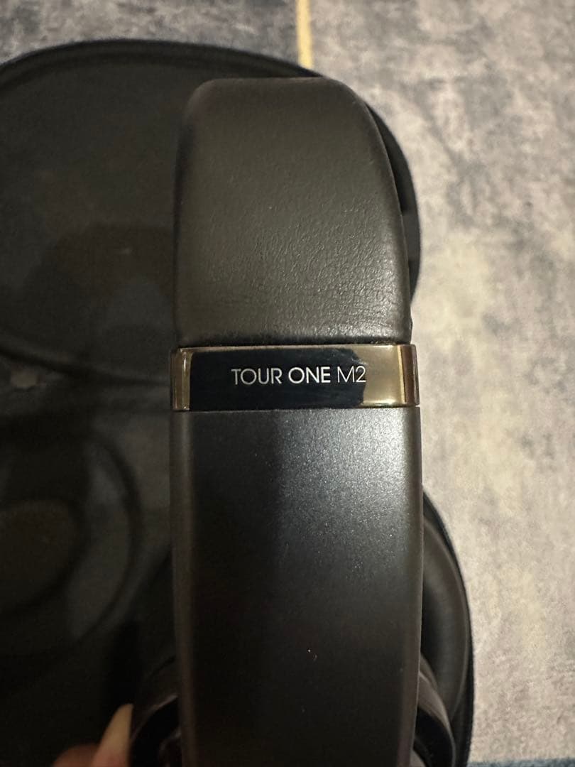 JBL Tour One M2 ワイヤレスヘッドホン JBL Tour One M2 ワイヤレスヘッドホン