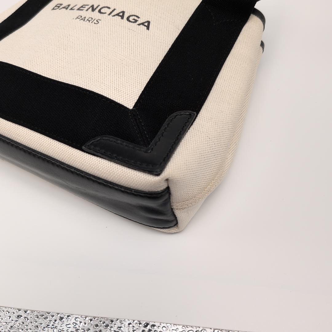 美品✨ バレンシアガ トートバッグ ネイビーカバスxs キャンバス 0IH