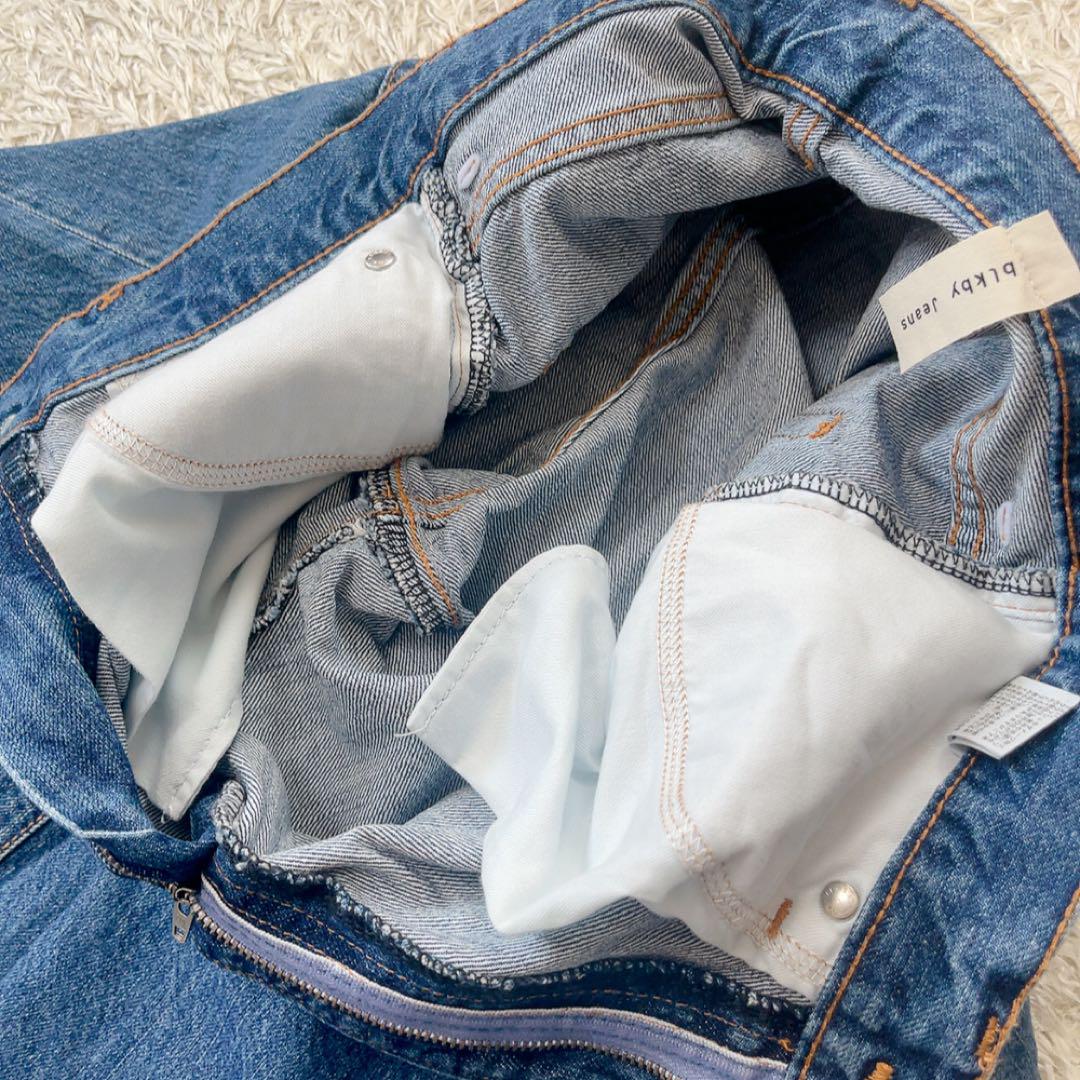 ブラックバイマウジー　blkby loose straight denim