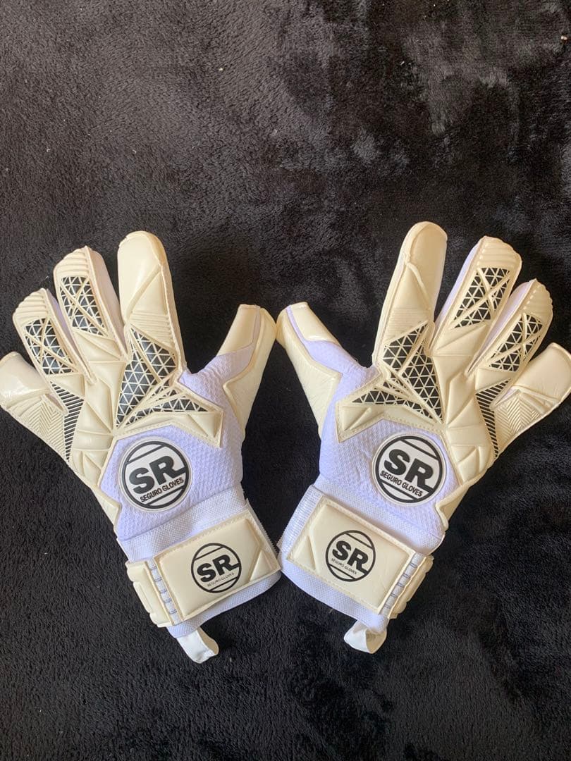 SEGURO GLOVES セグーロキーパーグローブ 9 - メルカリ