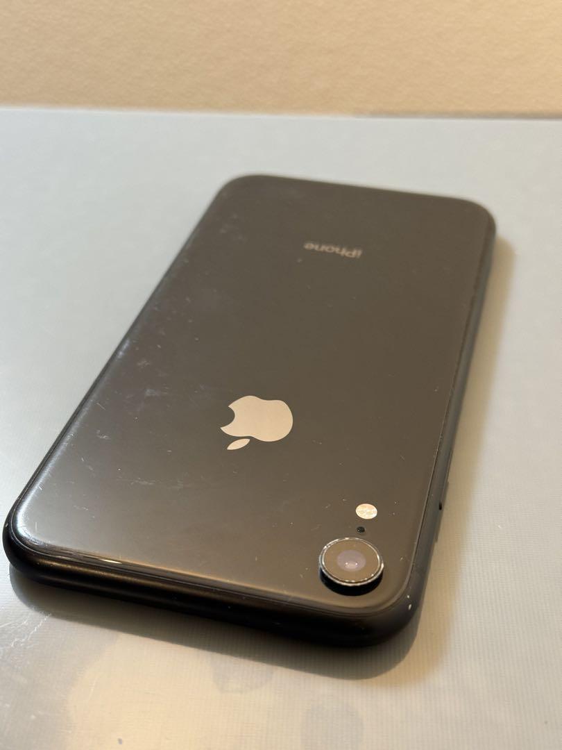 iPhone XR ブラック 64GB