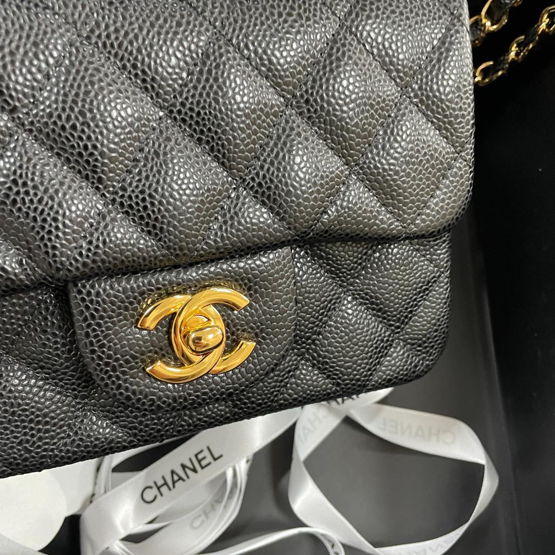 CHANELシャネル