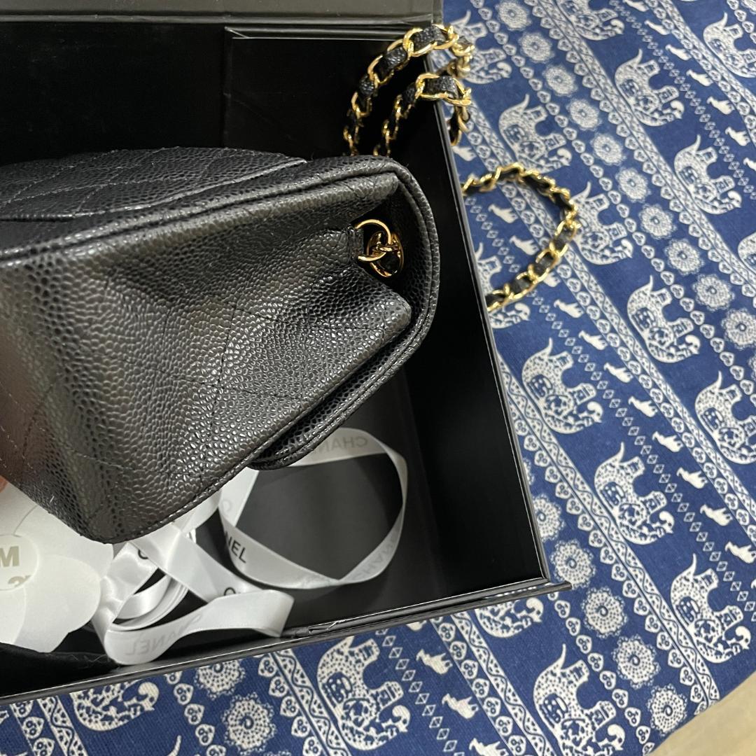 CHANELシャネル ショルダーバッグ