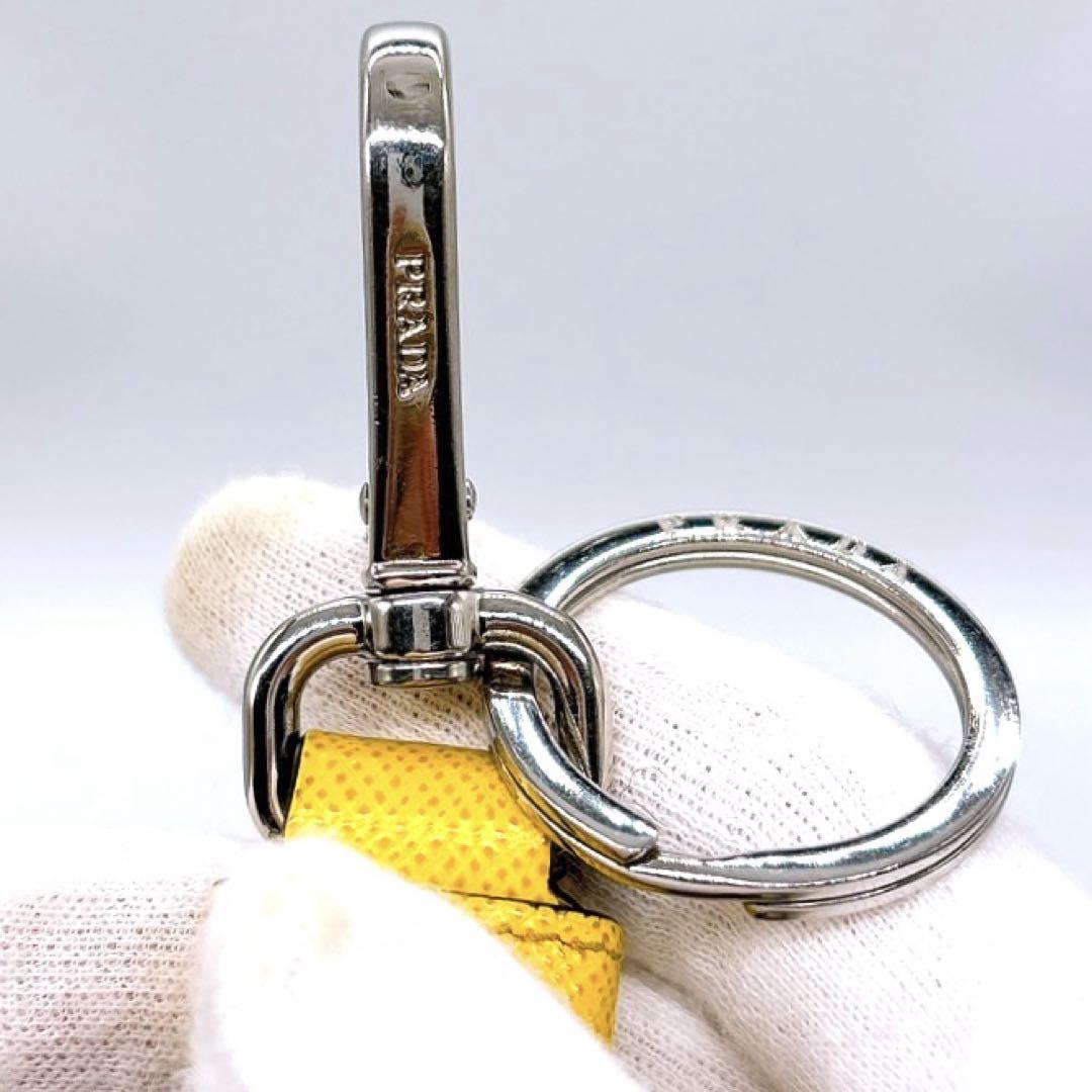 美品　PRADA キーリング アクセサリー メンズ レディース サフィアーノ