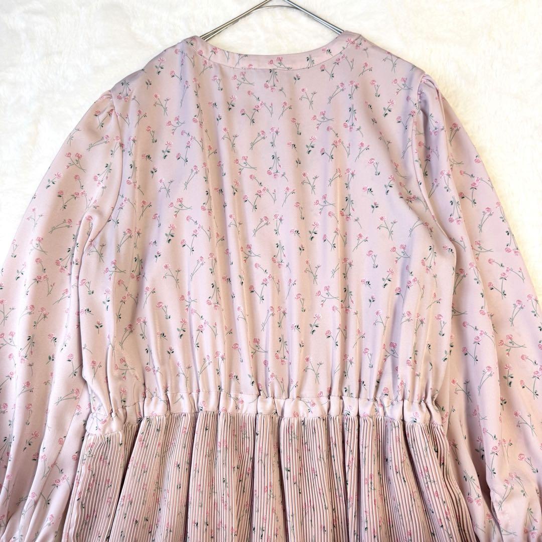 【新品未使用•完売品】Laura Ashley マノーローズ柄ワンピース　L