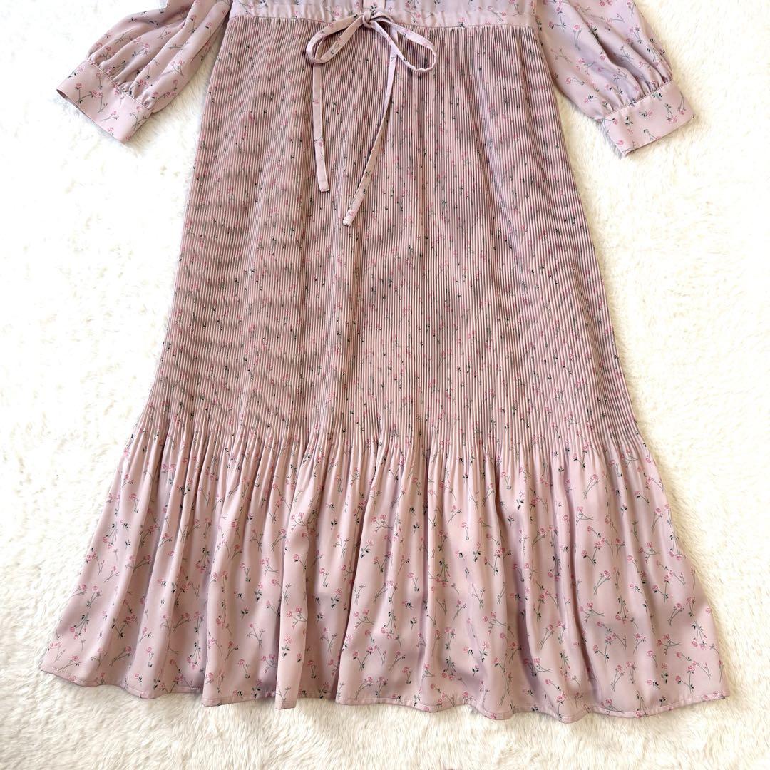 【新品未使用•完売品】Laura Ashley マノーローズ柄ワンピース　L
