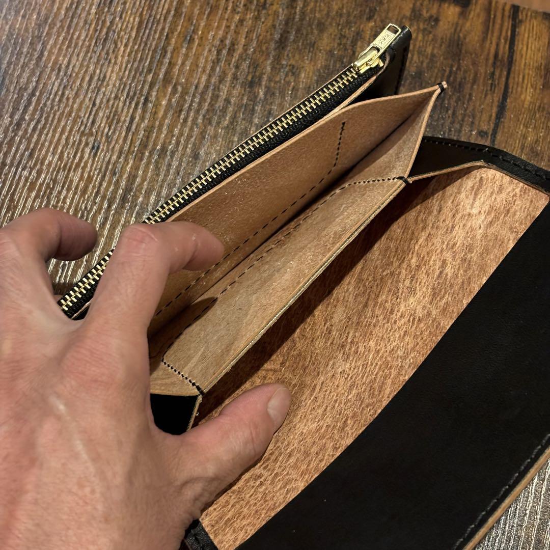 ホースハイド トラッカーウォレット 茶芯ブラック