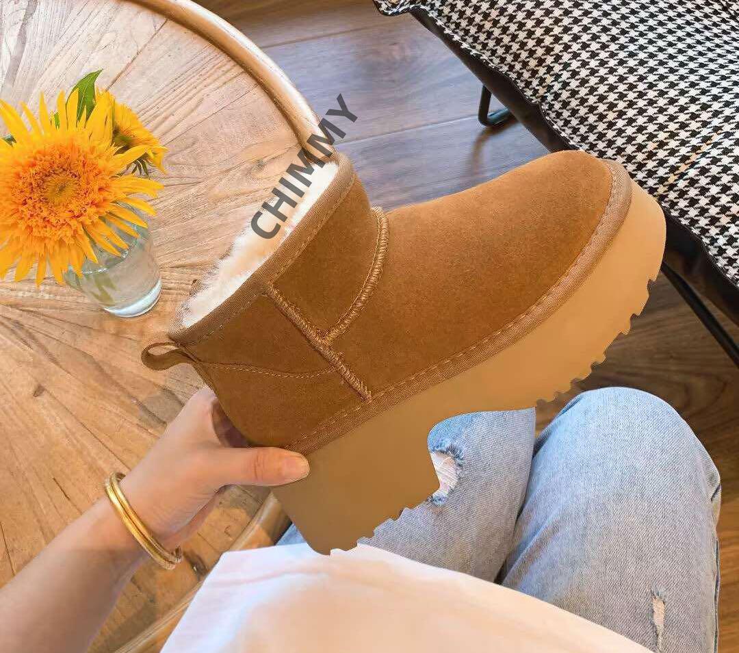 UGG / アグ: Classic Ultra Mini New Heights