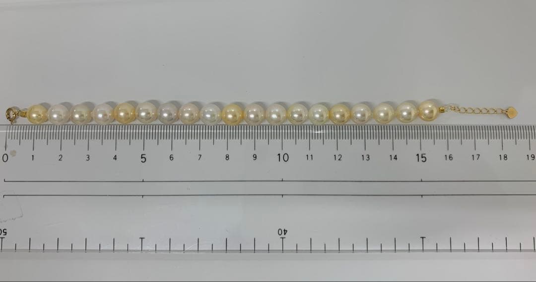 珍しいテリが強いアコヤ真珠マルチカラー　7-8mm アジャスター付きブレスレット 珍しいテリが強いアコヤ真珠マルチカラー 7-8mm アジャスター