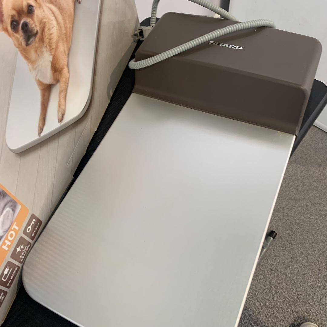 SHARP　ペット用冷却プレート 犬 ペット用 冷却プレート SHARP シャープ PL-PT40D-T - 冷暖房