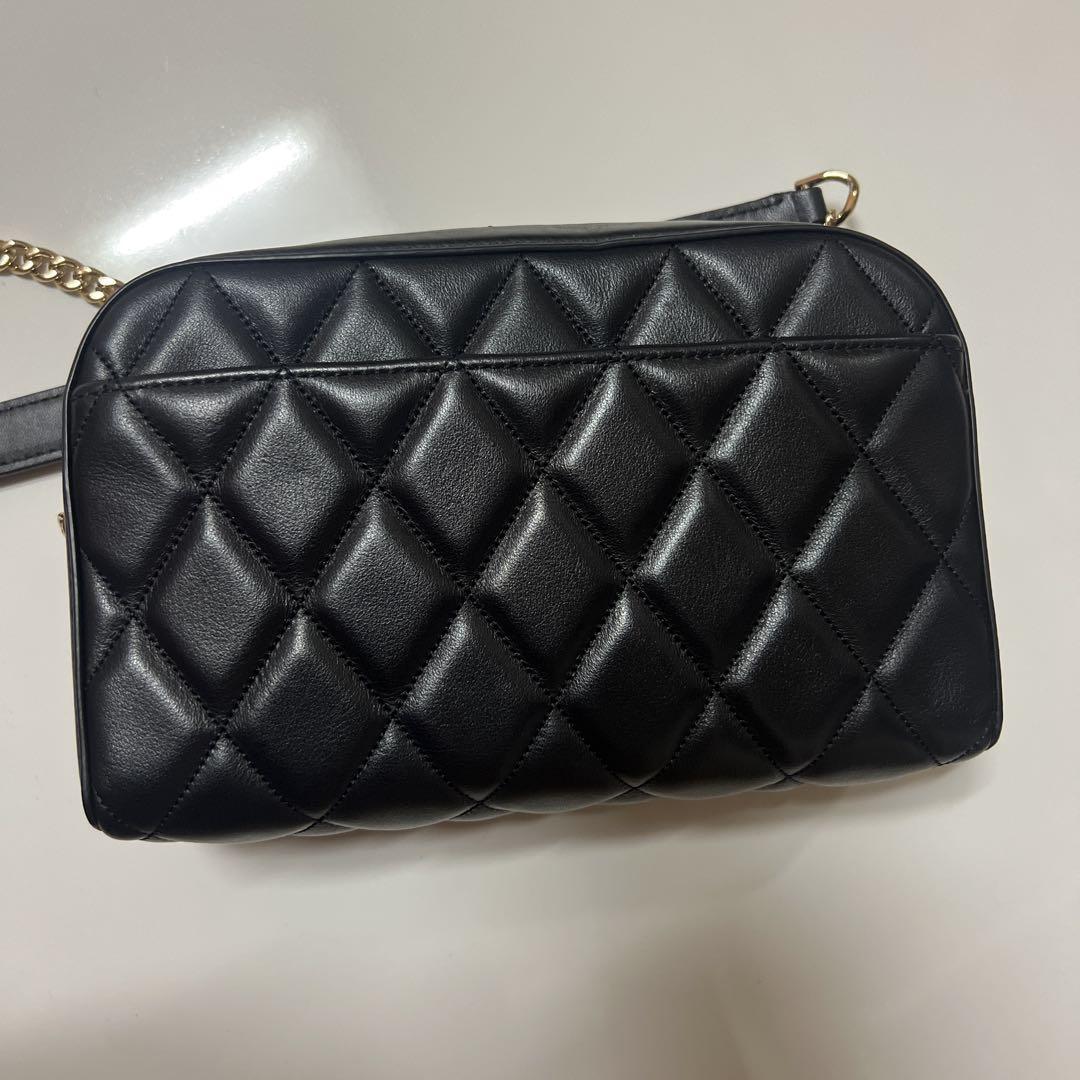 kate spade ブラック キルティング バッグ