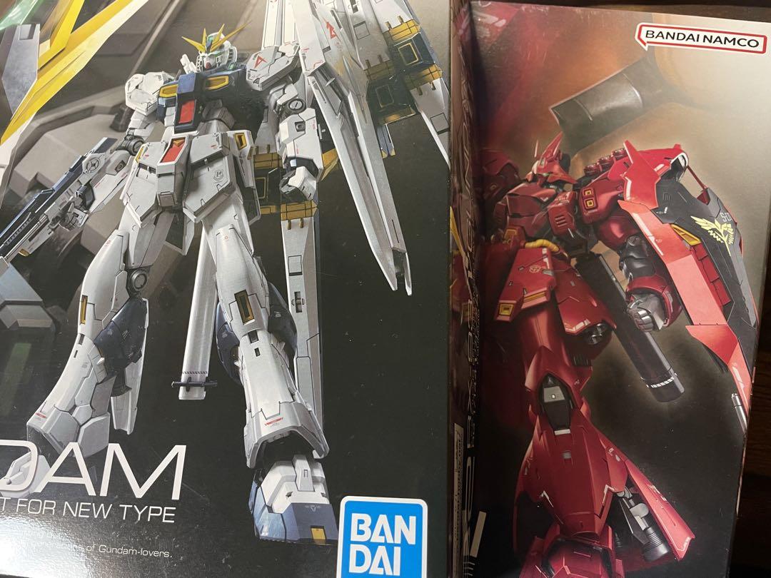 RG 1/144 サザビー&νガンダム ガンプラ-
