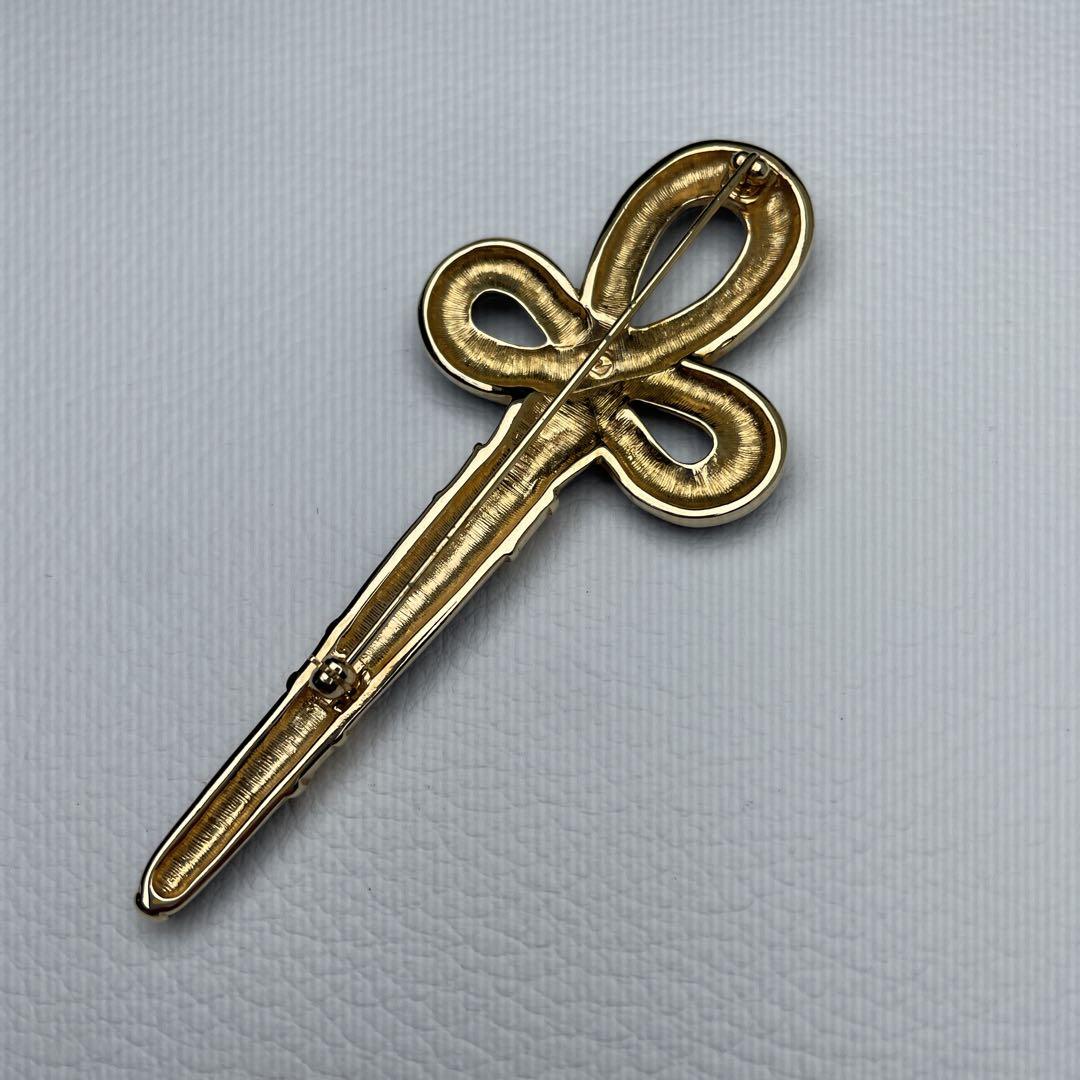 SWAROVSKI ブローチ