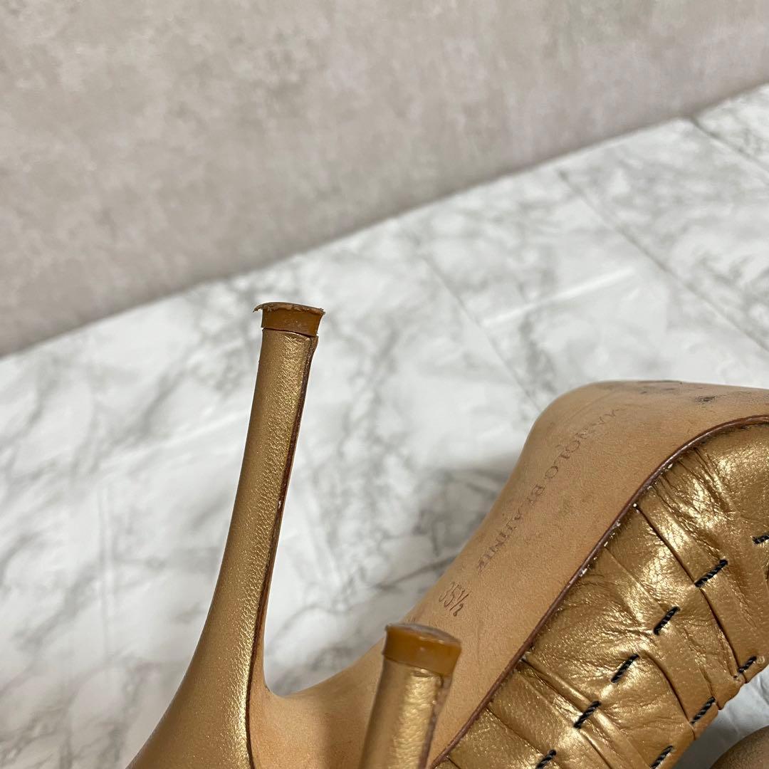 本物品質の本物品質のマノロブラニク レザー ギャザー ポインテッド