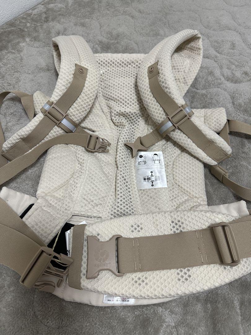 ergobaby 抱っこ紐　エルゴオムニブリーズ　ナチュラルベージュ