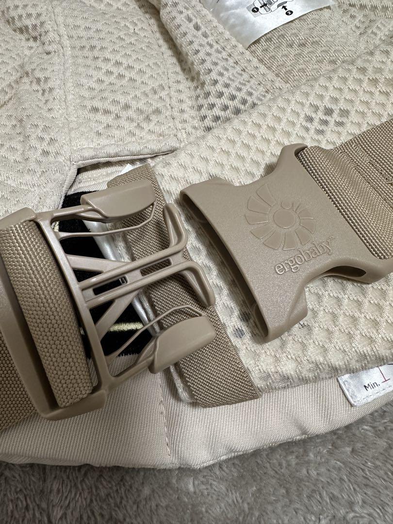 ergobaby 抱っこ紐　エルゴオムニブリーズ　ナチュラルベージュ