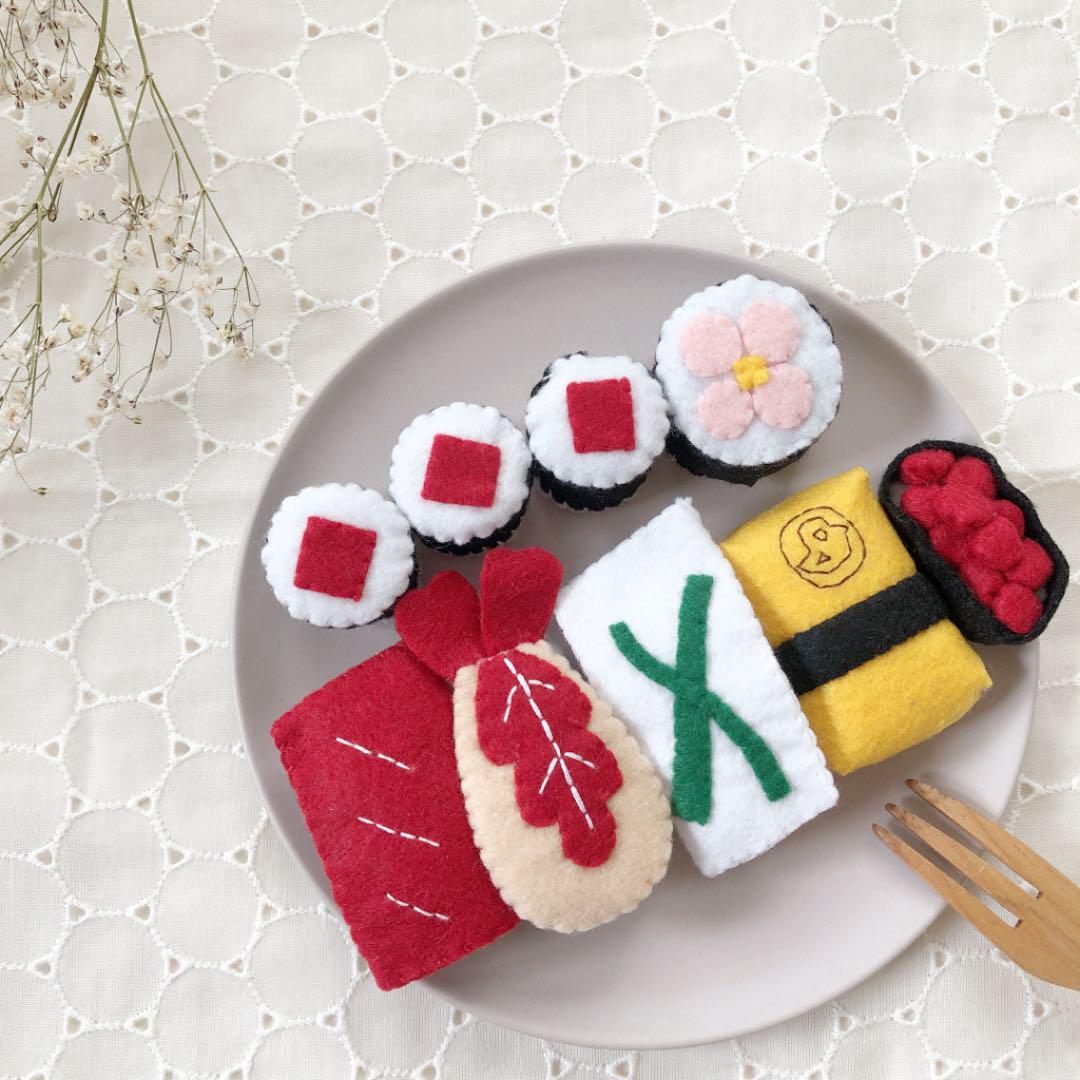 1着でも送料無料 NEW!!☆オーダー出品☆フェルト おままごと ハンドメイドお寿司屋さんセット☆ - クラフト/布製品