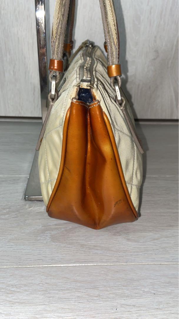 PRADA トートバッグ　ナイロン　三角ロゴプレート　レザー　アイボリー　茶色