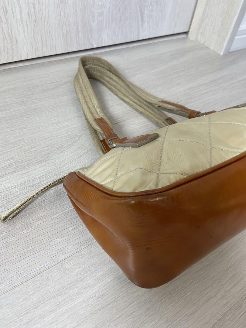 PRADA トートバッグ　ナイロン　三角ロゴプレート　レザー　アイボリー　茶色