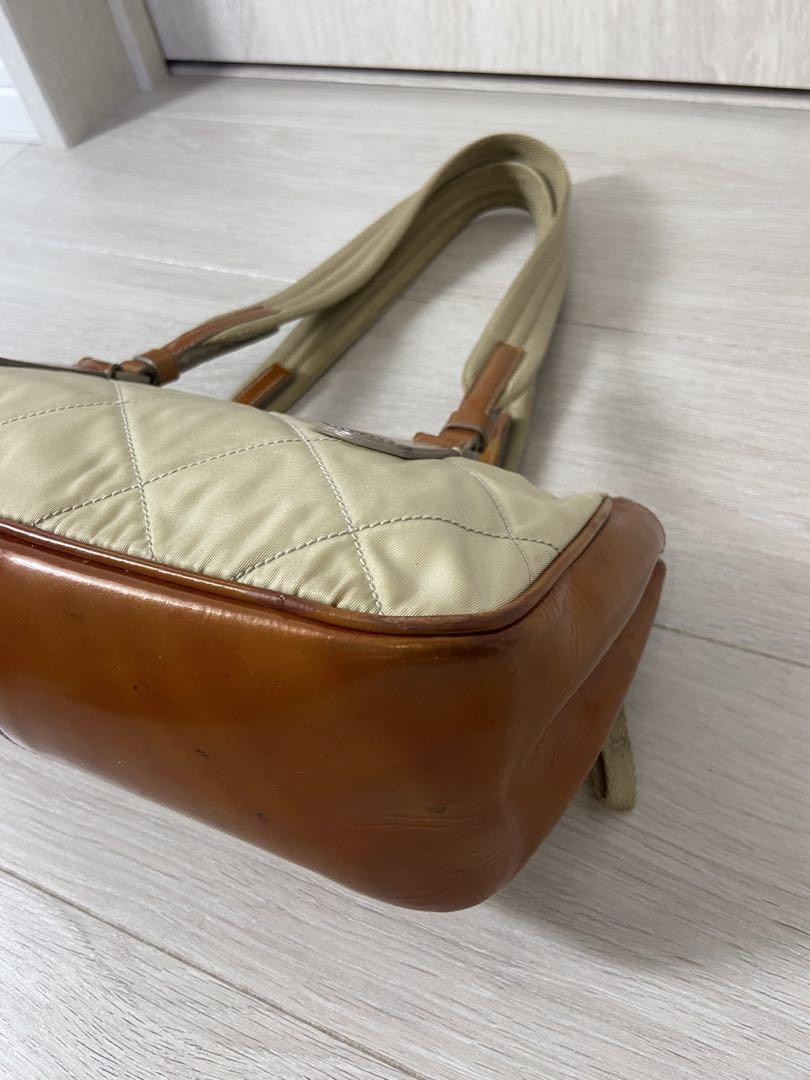 PRADA トートバッグ　ナイロン　三角ロゴプレート　レザー　アイボリー　茶色