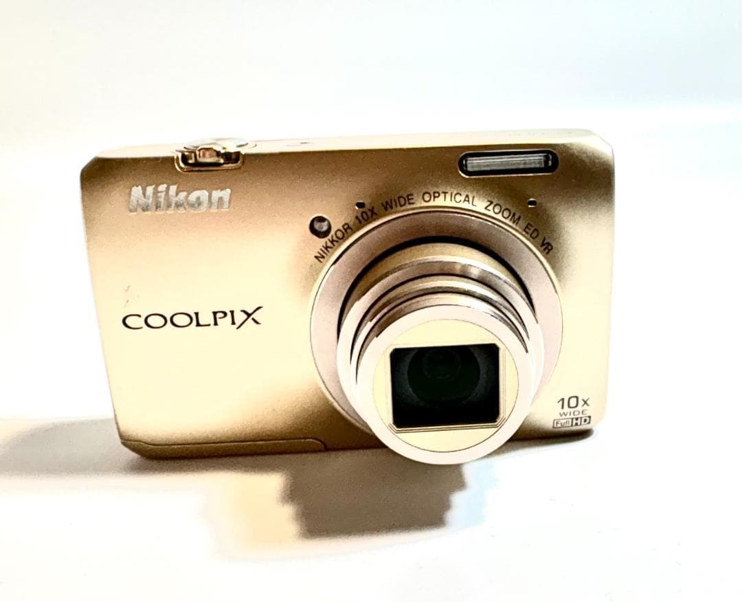 Nikon COOLPIX S6300 レッド 完動品 Nikon COOLPIX S6300 レッド 完動品