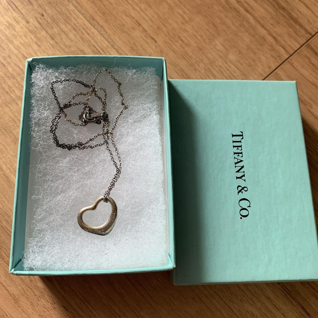 Tiffany & Co. ハート型ネックレス