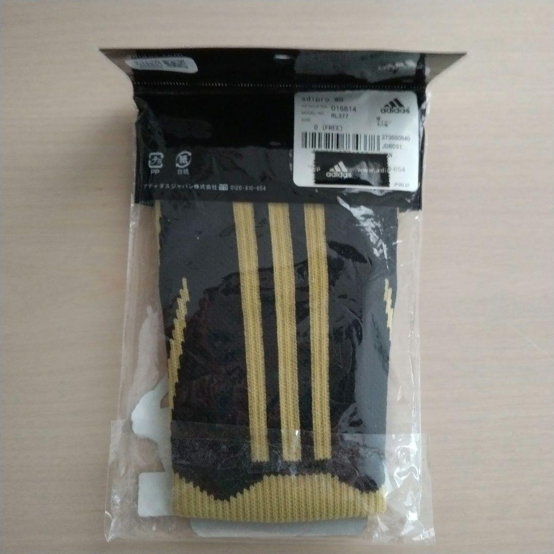 新品】西岡剛選手モデル リストバンド アディダス adidas - メルカリ 新品】西岡剛選手モデル リストバンド アディダス adidas - メルカリ
