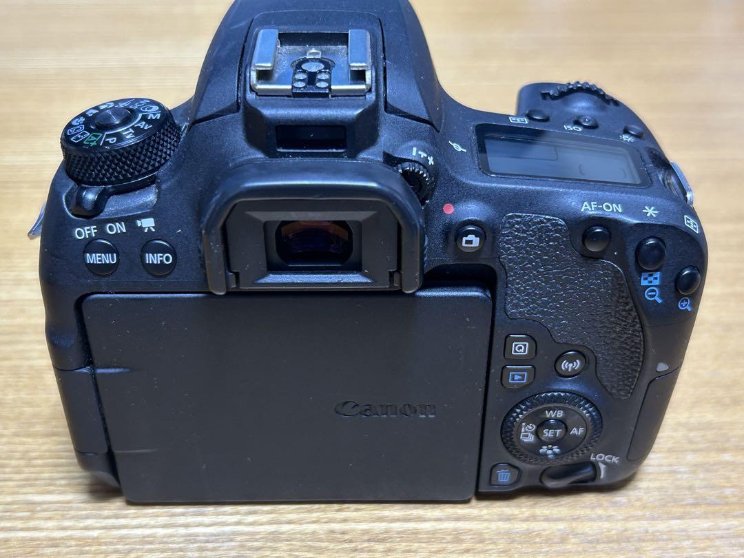 Canon EOS 9000D デジタル一眼レフ ボディ シャッター約4000回