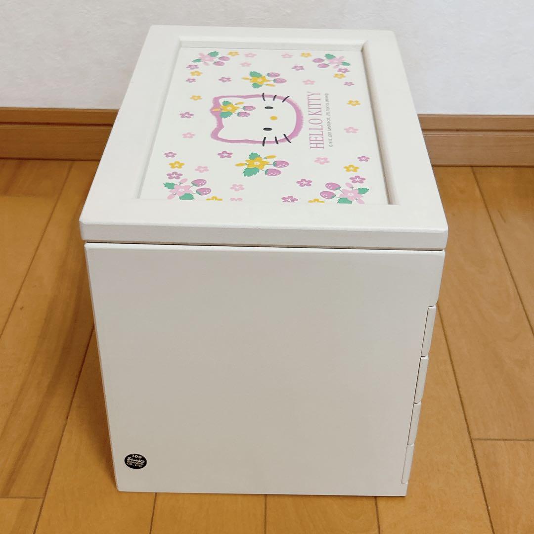 【レア　希少品】キティ　ジュエリーボックス&コスメボックス　小物入れ　2001年