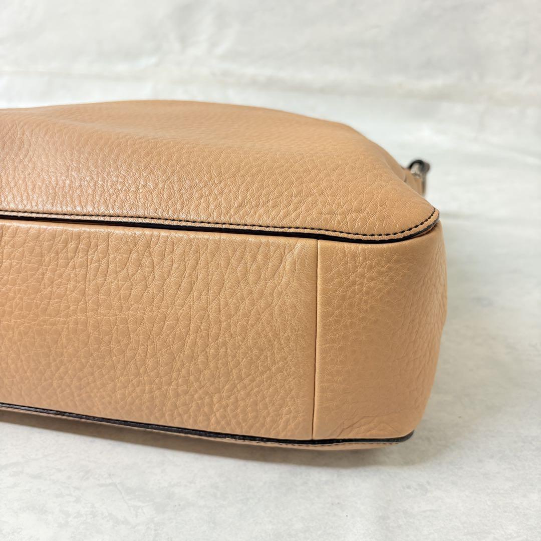CORCH　コーチ　ベージュ　レザー　ショルダーバッグ 新品】COACH コーチ ベージュ レザー ショルダーバッグ