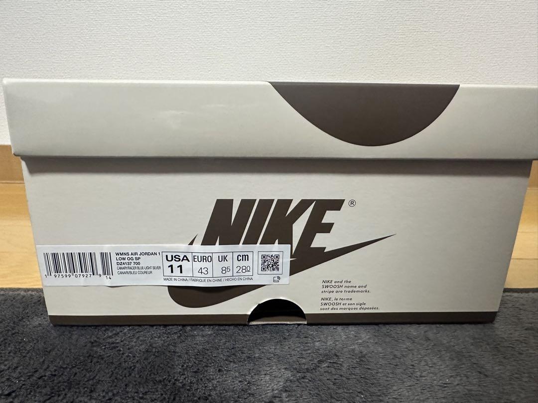 Nike Air Jordan 1 Retro Low OG カナリー