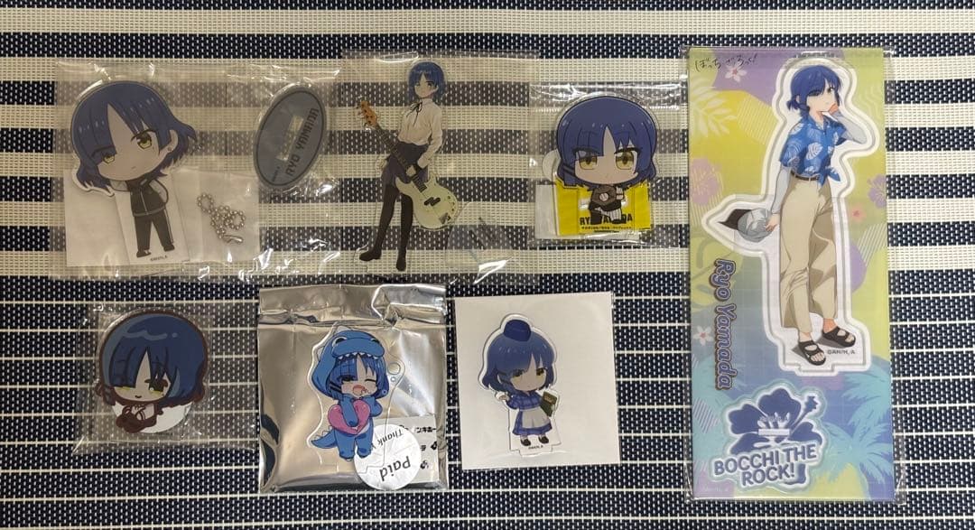 ぼっち・ざ・ろっく！　山田リョウ　アクリルスタンド