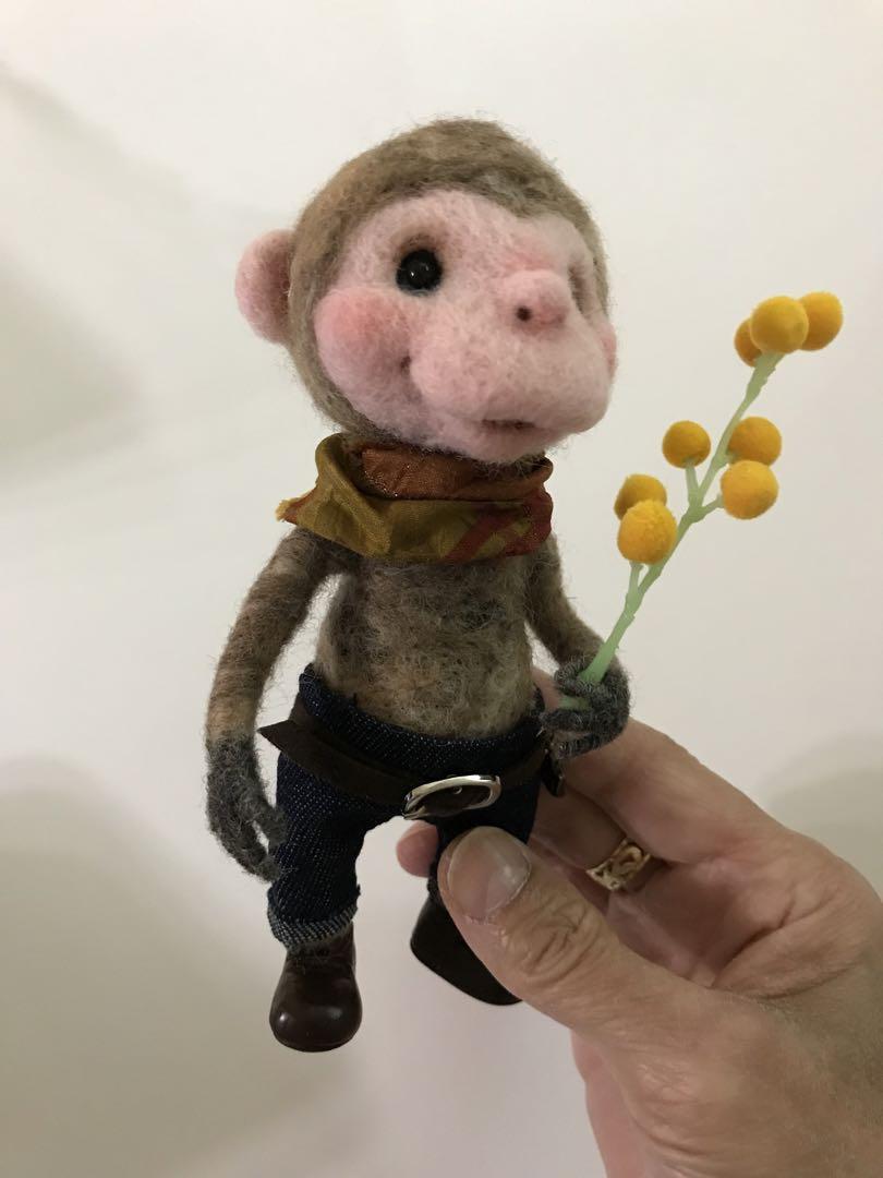人気作家様　羊毛フェルト　ぬいぐるみ　モンキー