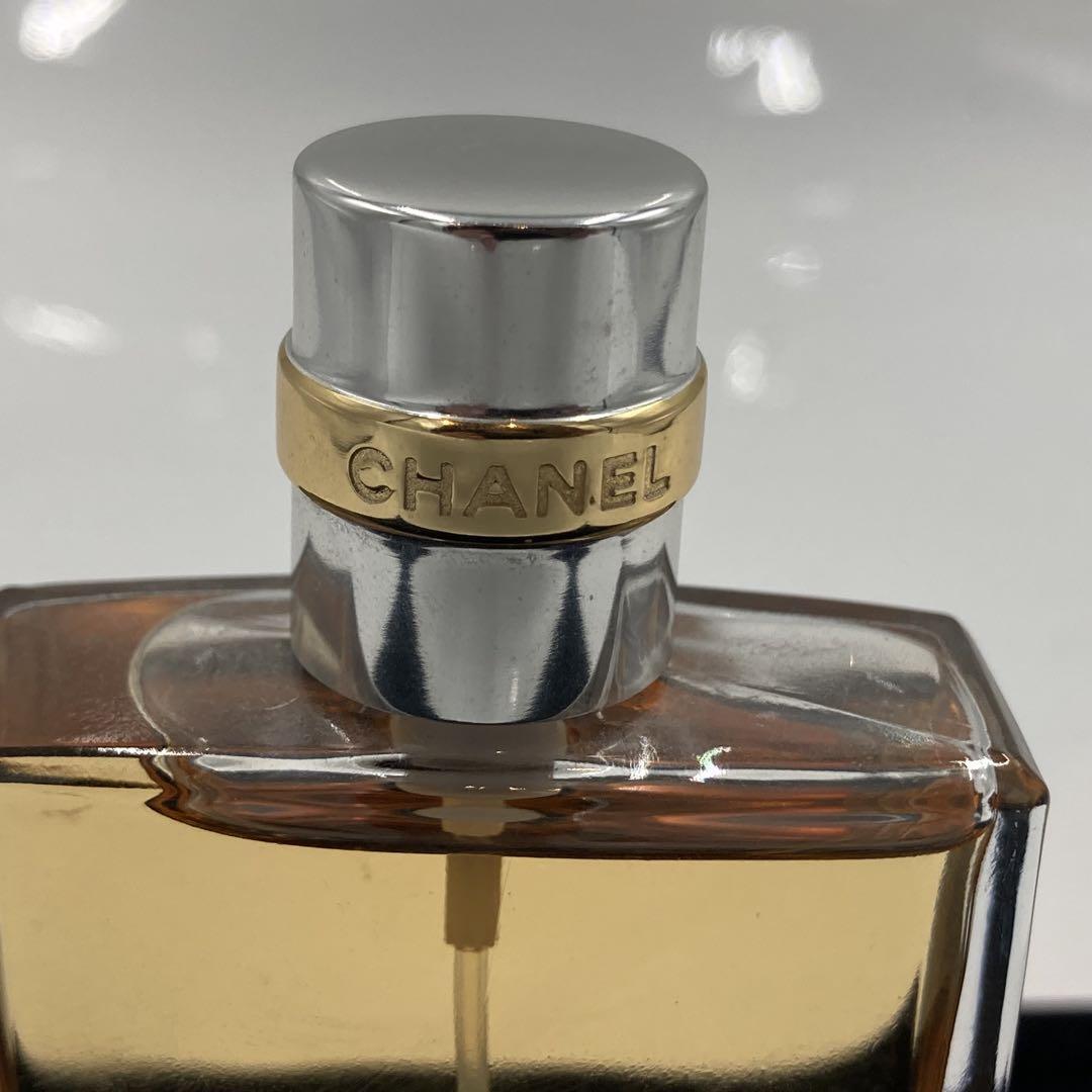CHANELの香水. [アリュール　オードトワレ] CHANEL ALLURE シャネル アリュール オードトワレ 50ml c - メルカリ
