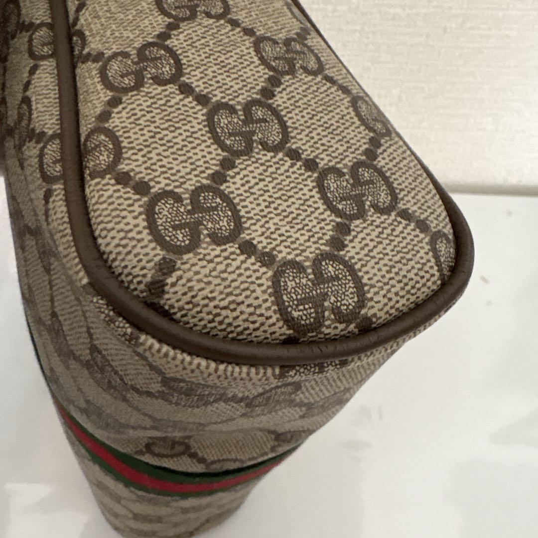 Gucci GGキャンバス クラッチバッグ