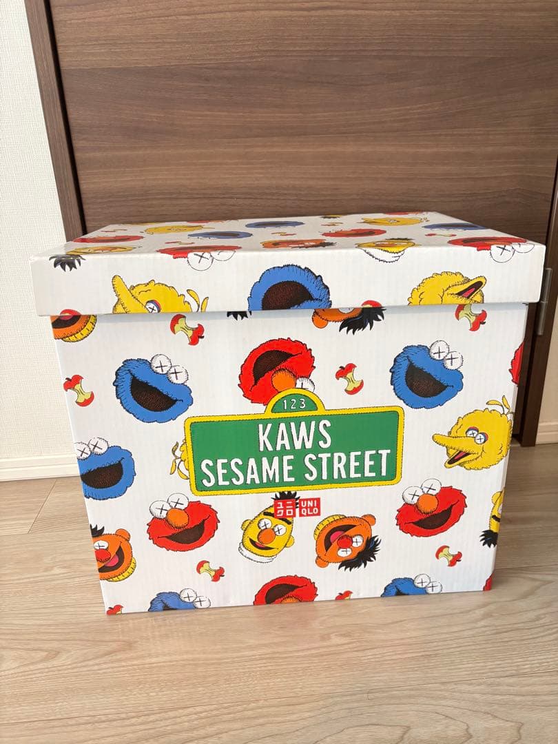 UNIQLO KAWS x SESAME STREET ぬいぐるみ♥に近い YUZUMIYA_COM