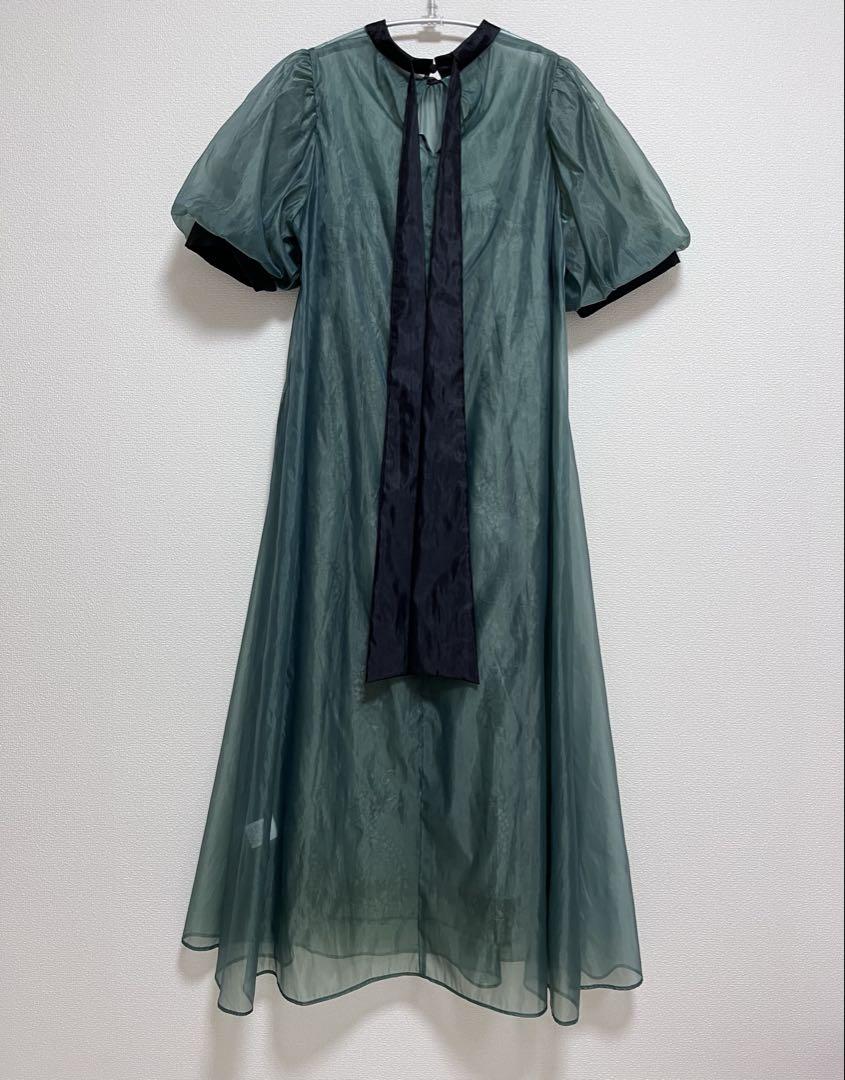 ☆新品☆MELROSE Aラインシアードレス 結婚式 パーティー 二次会